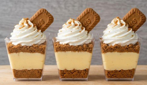 Easy No-Bake Lotus Biscoff Dessert Cups